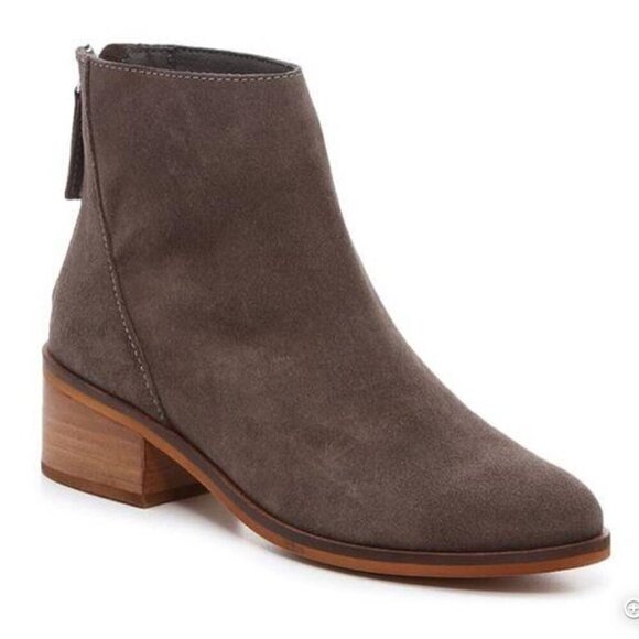 Steve Madden Women’s Gray Legally Suede Booties Boots size 8 EUC - Picture 1 of 9